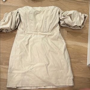 DO+BE Cream Puff Sleeve Dress